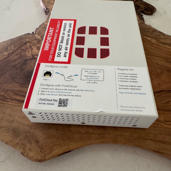 Fortinet Firewall FortiGate 30E - Picture 2 of 5